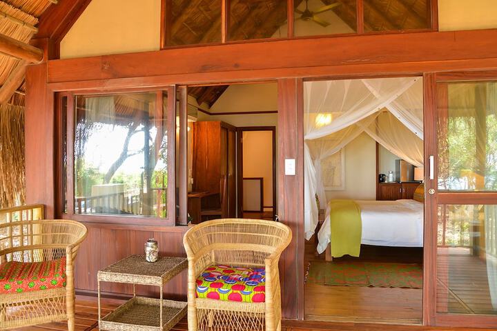 Room 2 of 20