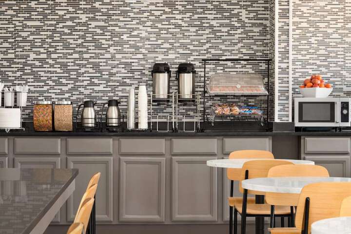 Breakfast/Coffee Service 40 of 52