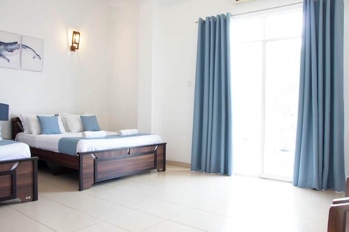 Room 12 of 44