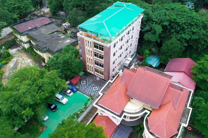 Hotel 36 of 37