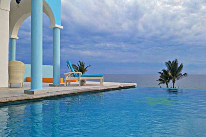 Pool 32 of 93