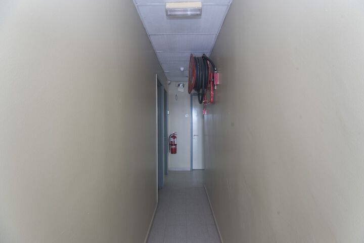 Ballroom/Hall 31 of 33