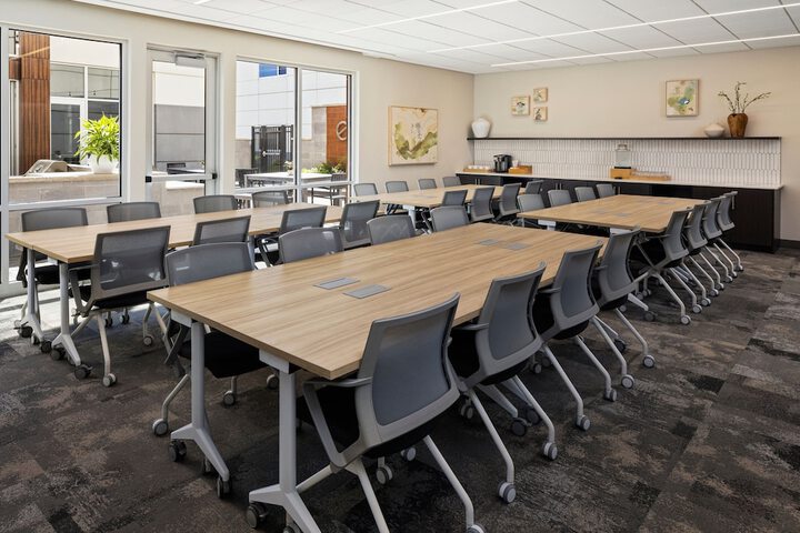 Meeting facility