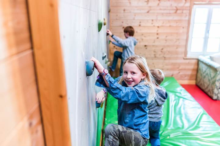Childrens Activities 26 of 41