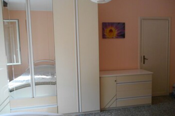 Room 23 of 30