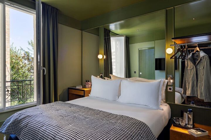 Room 29 of 61