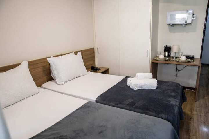 Room 9 of 30