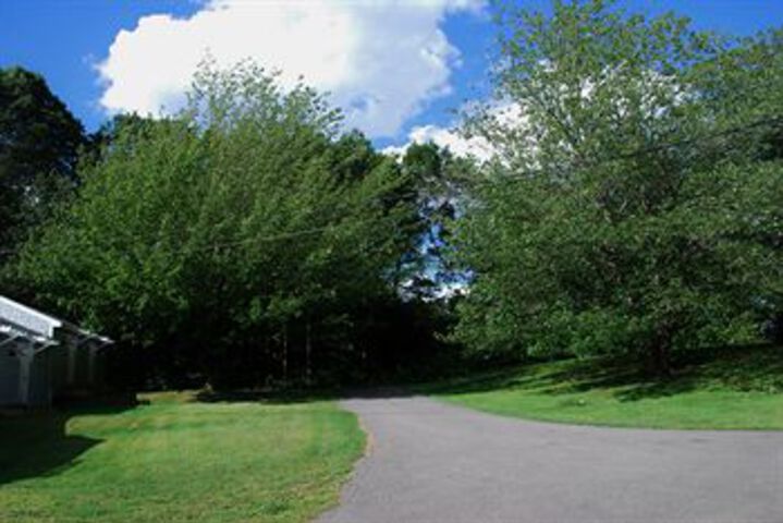 Property Grounds 16 of 18