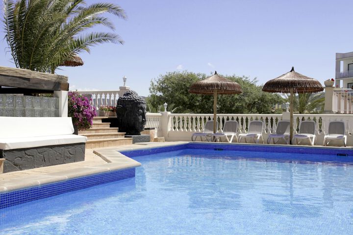 Pool 19 of 40