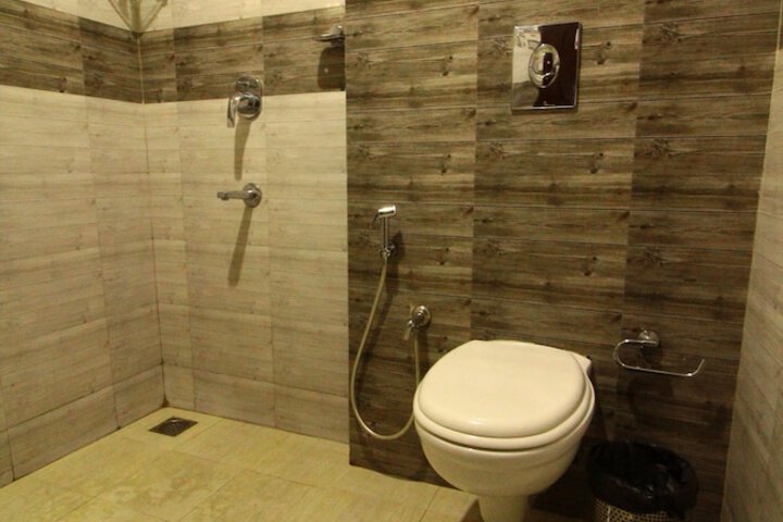 Room 42 of 54