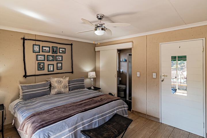 Room 11 of 43