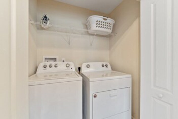 Laundry 20 of 68