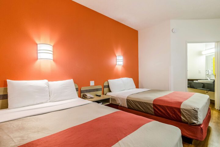 Room 21 of 44