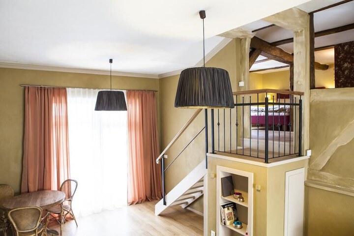 Room 5 of 23