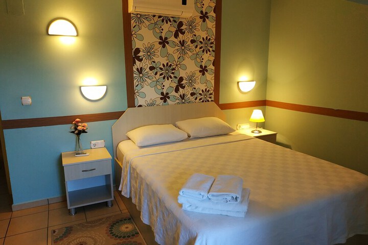Room 21 of 74