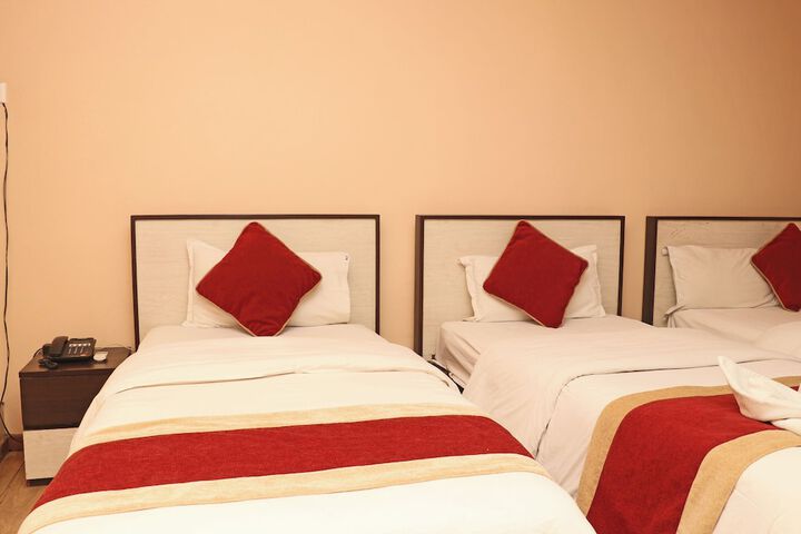 Room 27 of 70