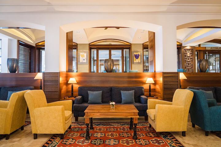 Hotel Interior 10 of 676