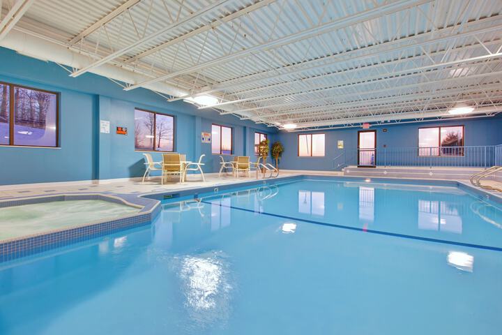 Pool 29 of 54