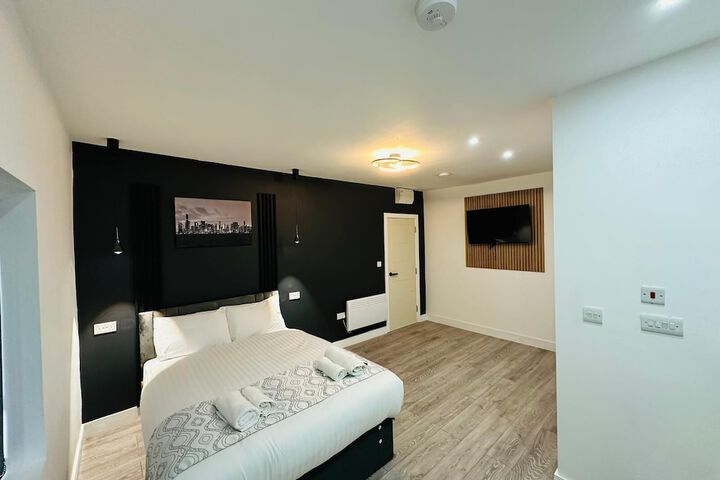 Room 9 of 9