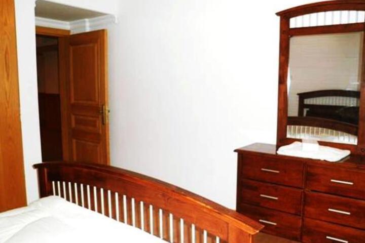 Room 3 of 5