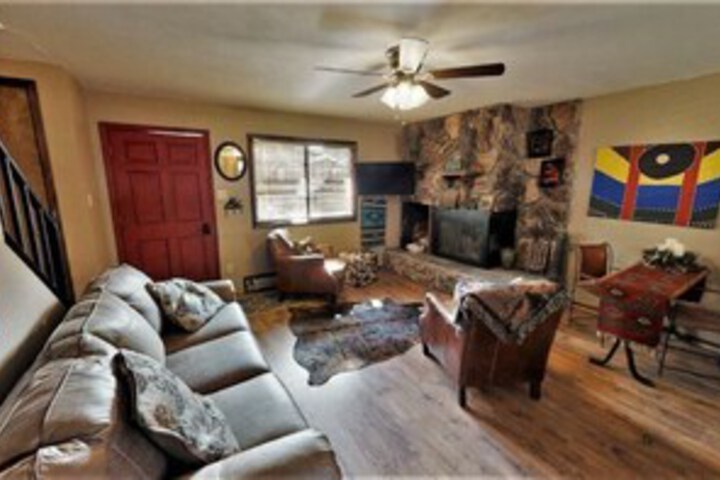 Room 4 of 14