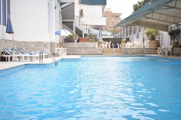 Pool 19 of 49