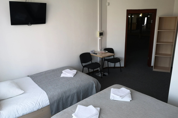 guest_rooms