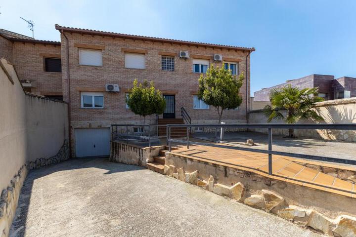Callejon Del Pozo