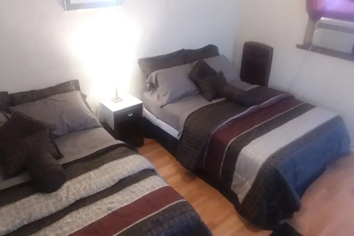 Room 4 of 15