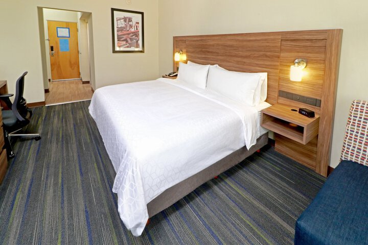 Room 26 of 114