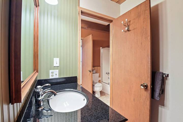 Room 12 of 26