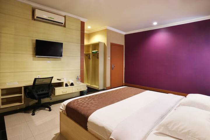 Room 17 of 47