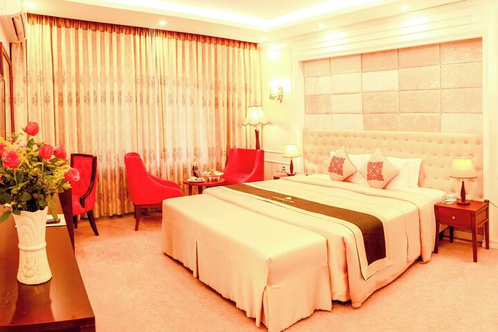 Room 15 of 78