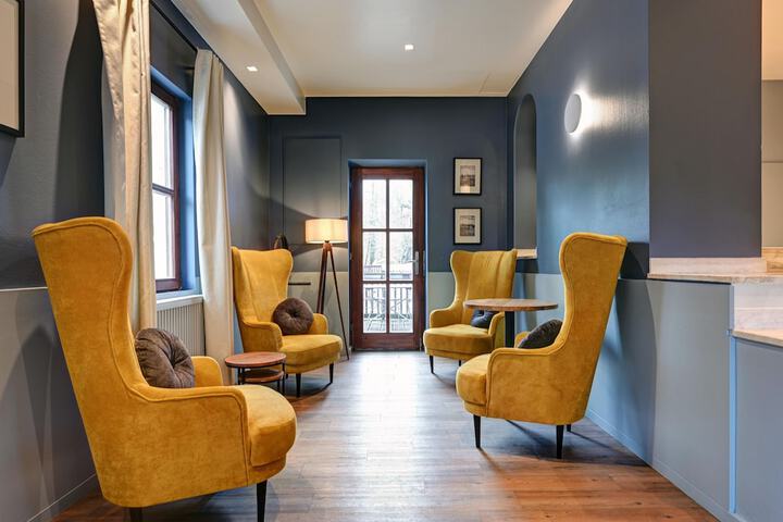 Lobby sitting area
