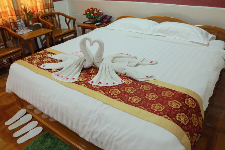 Room 18 of 35