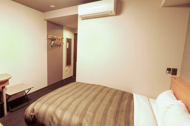 Room 15 of 55