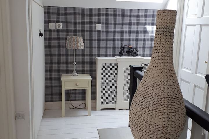 Room 12 of 39