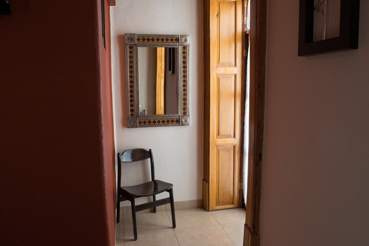 Room 28 of 40