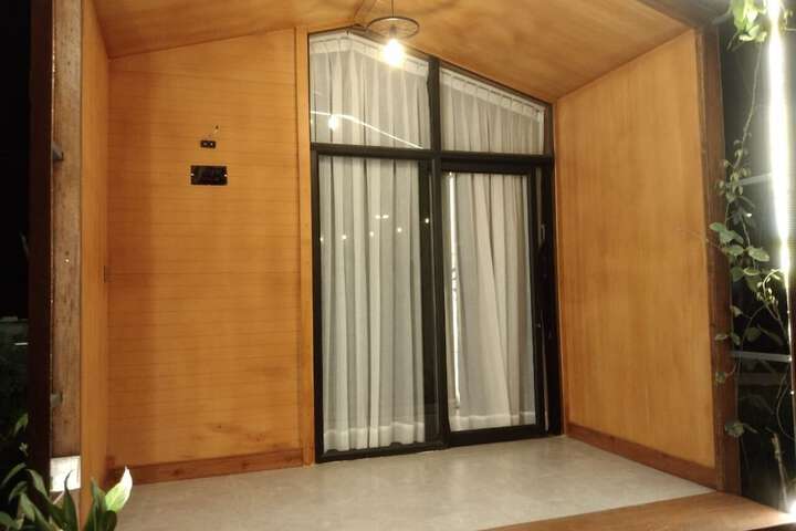 Room 14 of 161