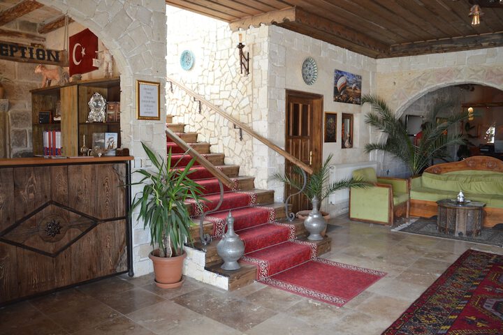 Hotel 3 of 179