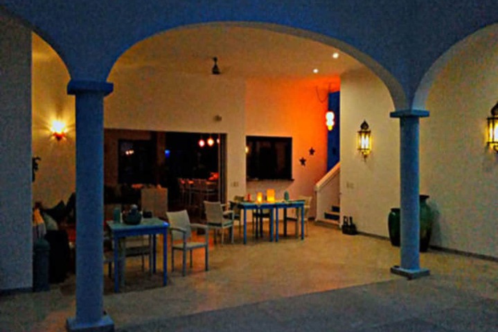 Dining 48 of 93