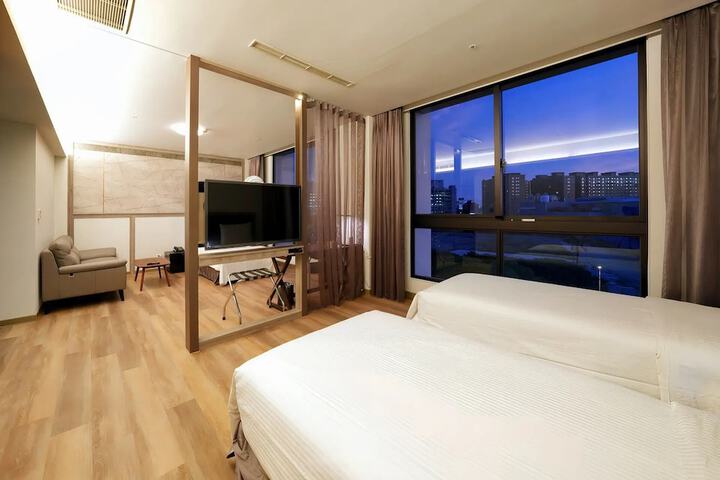 Room 49 of 155