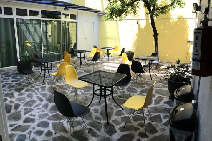 Terrace/Patio 17 of 19