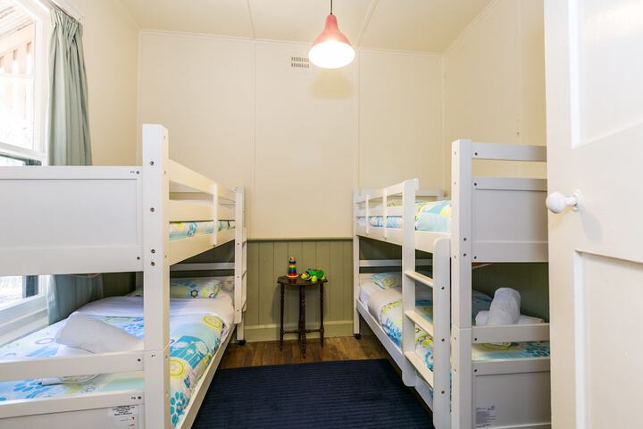 Children's theme room