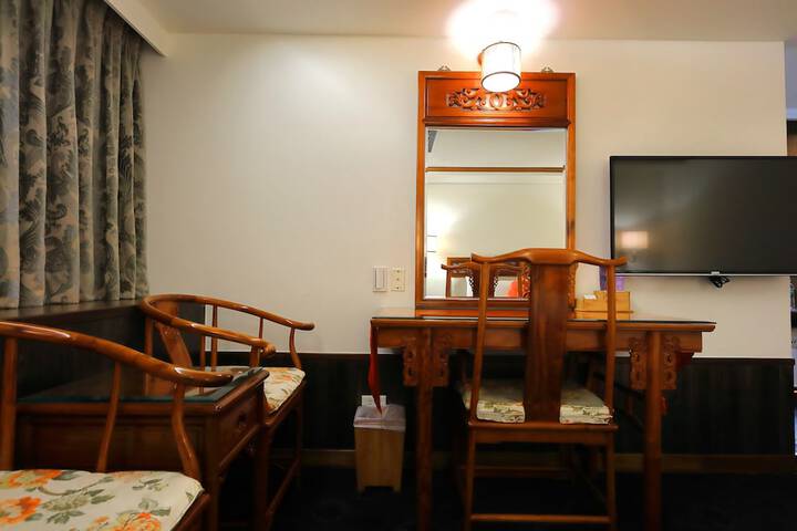 Room 47 of 74