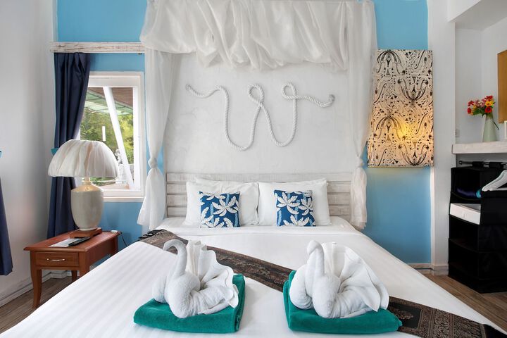 Room 4 of 21