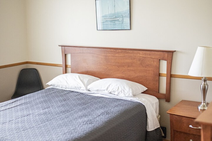 Room 5 of 80