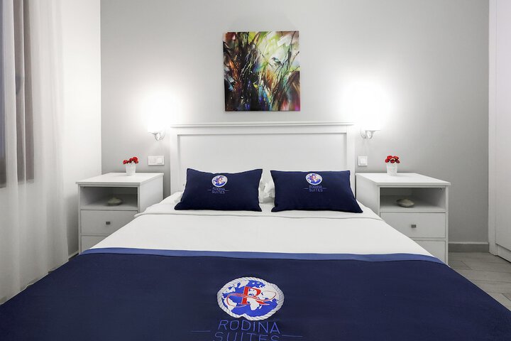 Room 16 of 40