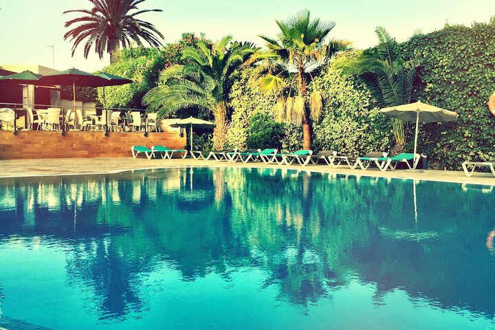 Pools & Facilities