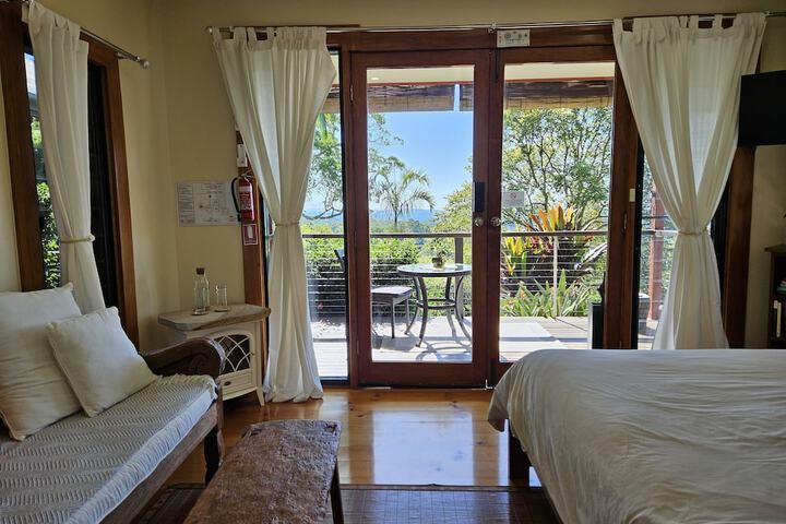 Room 28 of 29